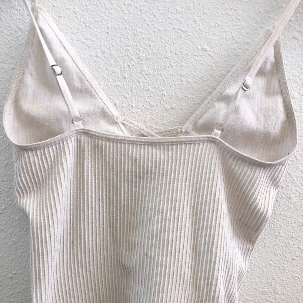 FREE‎ PEOPLE Intimately Ribbed V-neck Skinny Fit Top Medium Size